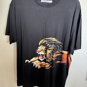 Givenchy Black T-Shirt with Fierce Lion Design